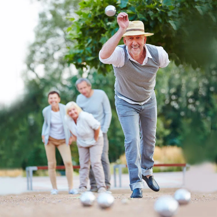Hey! Play! Bocce Ball Set Lawn Game with 8 Steel Tossing Balls and Carrying Case