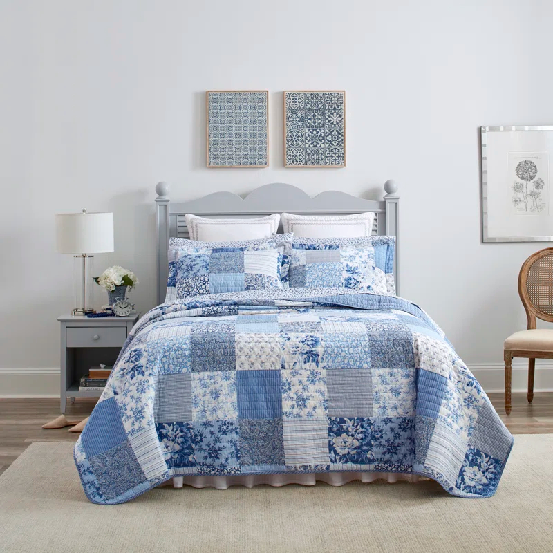 Laura Ashley Laura Ashley Paisley Patchwork Cotton Reversible Blue Quilt Set