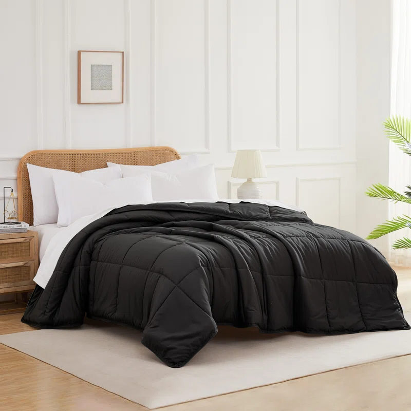 SouthShore Fine Linens Vilano Springs ® Oversized Down Alternative Comforter with piped Edging and corner loops, Easy care