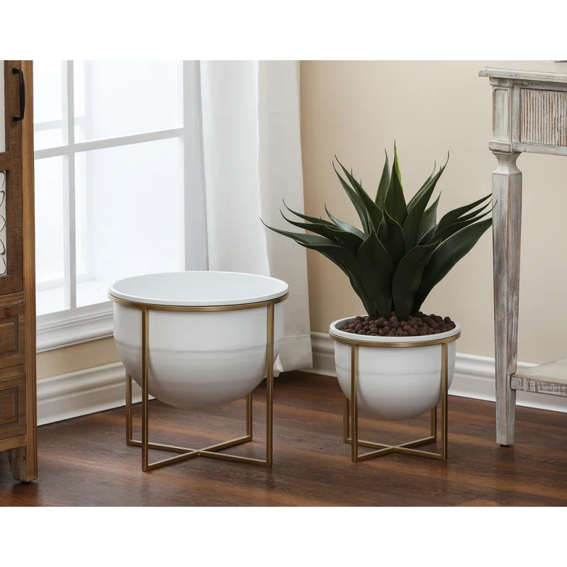 Mercer41 Bethanya Metal Cachepot