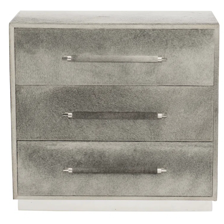 Bernhardt Parkin 32'' W Nightstand