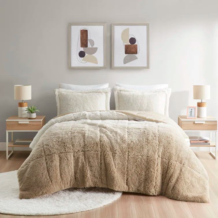 Intelligent Design Malea Shaggy Faux Fur Comforter Mini Set
