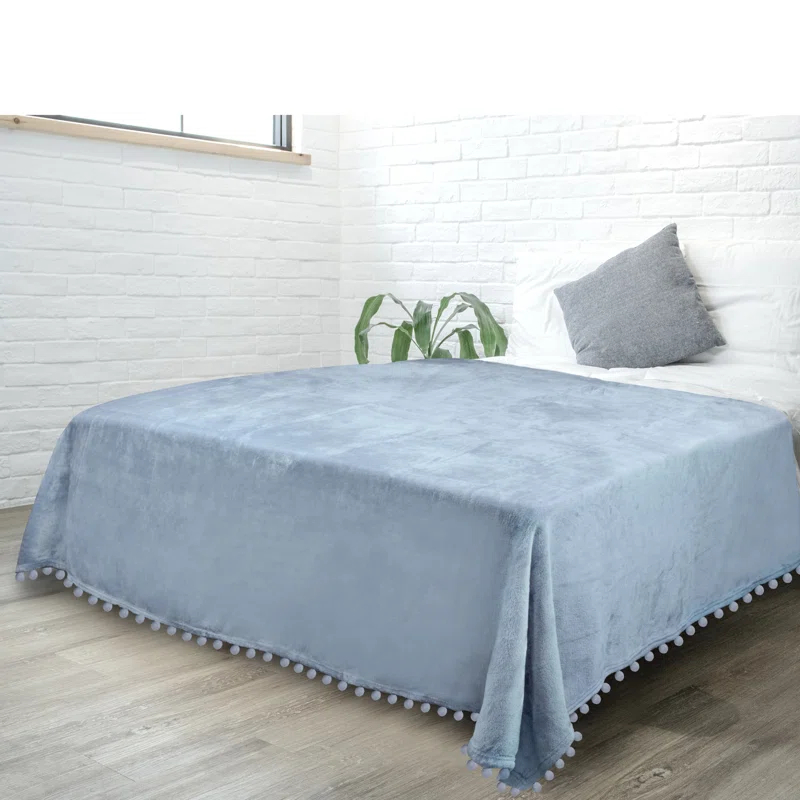 Pavilia Hand Woven Throw Blanket