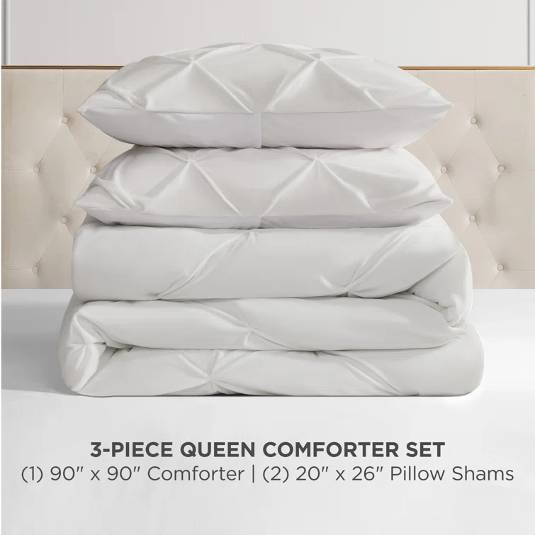 Juicy Couture Juicy Couture Kiss Pleat Plush Micromink Comforter Sets