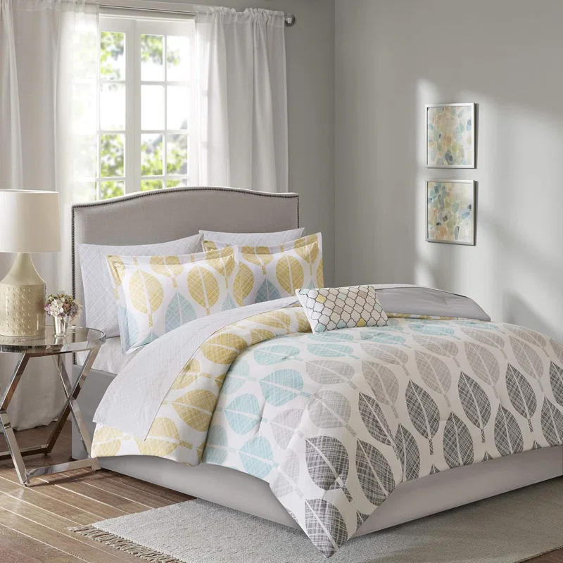 Madison Park Essentials Central Park Modern & Contemporary Comforter Set with Cotton Bed Sheets