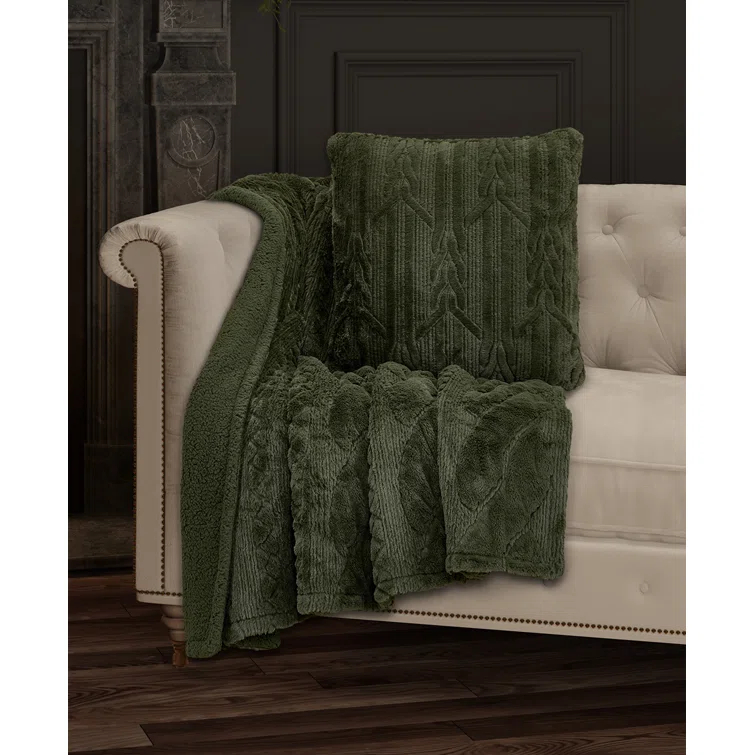 Five Queens Court Caress Throw Throw