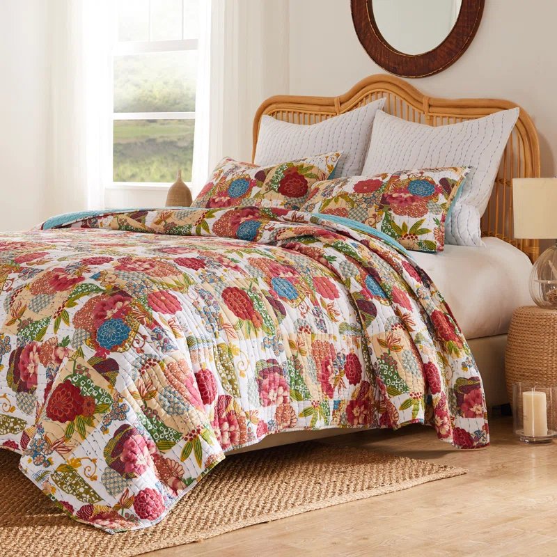 Greenland Home Fashions Jewel Boho Patchwork Print Quilt Set
