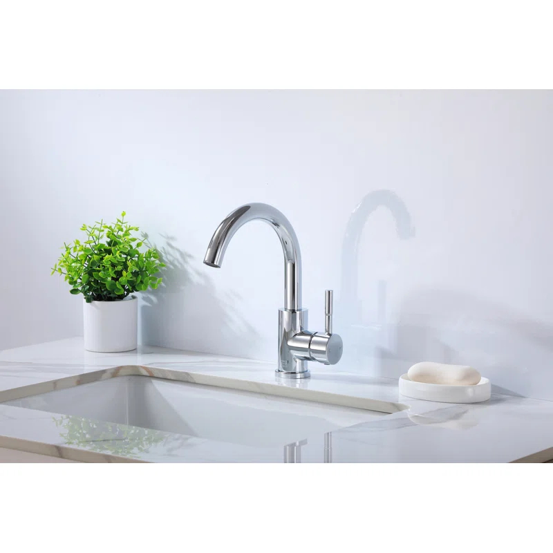Louis Single-Hole Single-handle Bathroom Faucet
