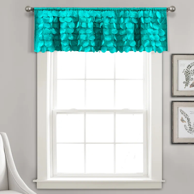 Lush Decor Gigi Scalloped Window Valance