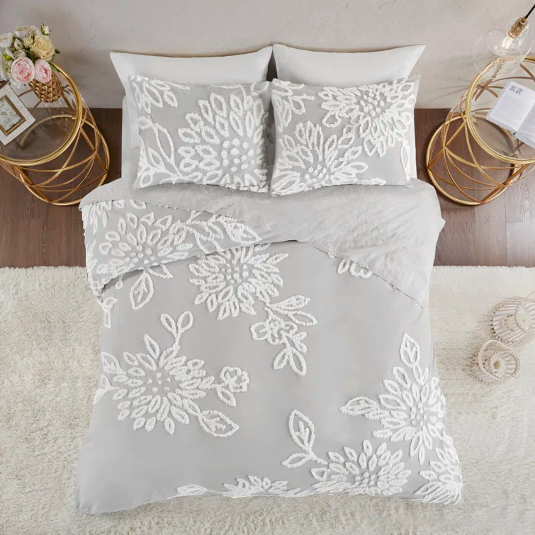 Kelly Clarkson Home Gwyneth 3 Piece Tufted Cotton Chenille Floral Duvet Cover Set