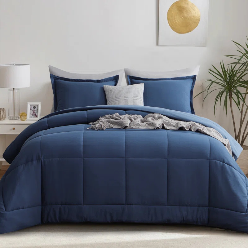 Aisbo Prewashed Microfiber Reversible Comforter Set