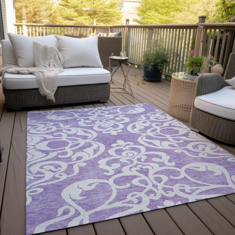 Chayden Washable Damask Indoor / Outdoor Rug