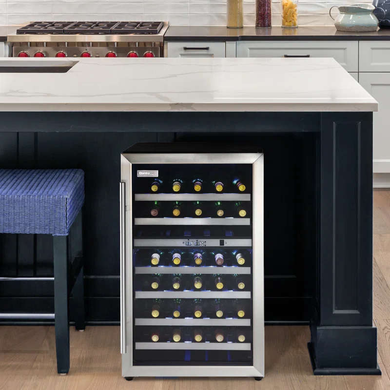 Danby Danby Dual Zone 19.44'' Freestanding 38 Bottle Wine Refrigerator with Reversible Door