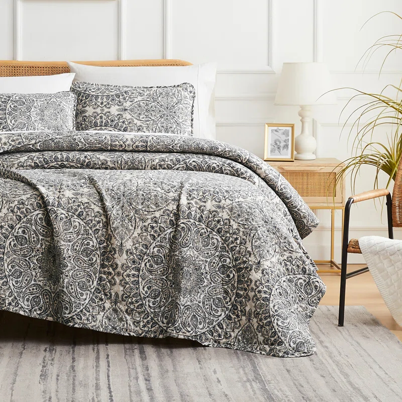 Ashanti Oversized easy care lightweight Quilt Set by Southshore Fine Linens