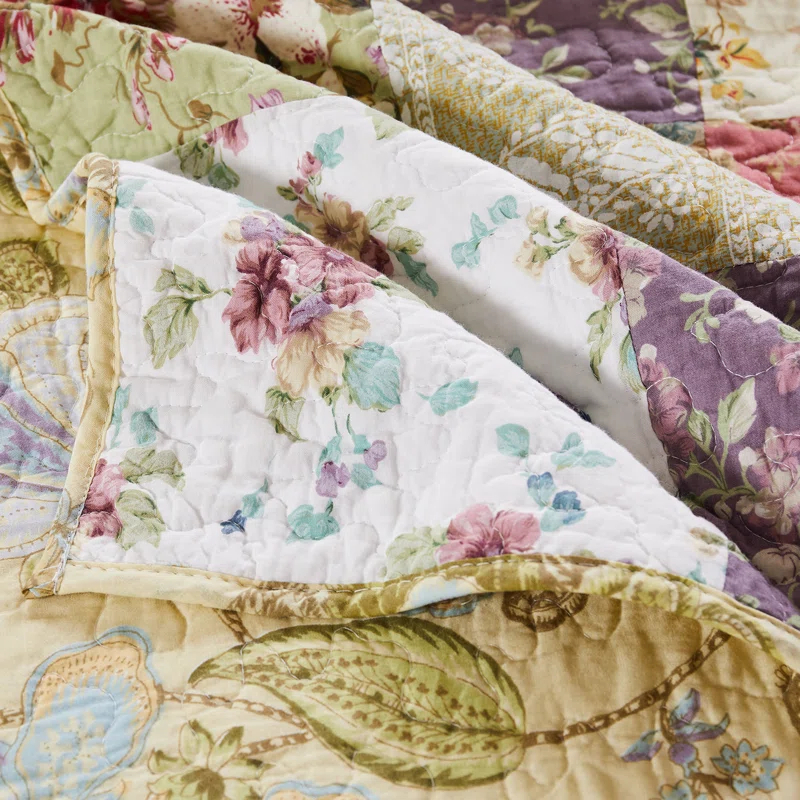 Greenland Home Fashions Blooming Prairie Patchwork Cotton Reversible Quilt Set with Throw Pillows