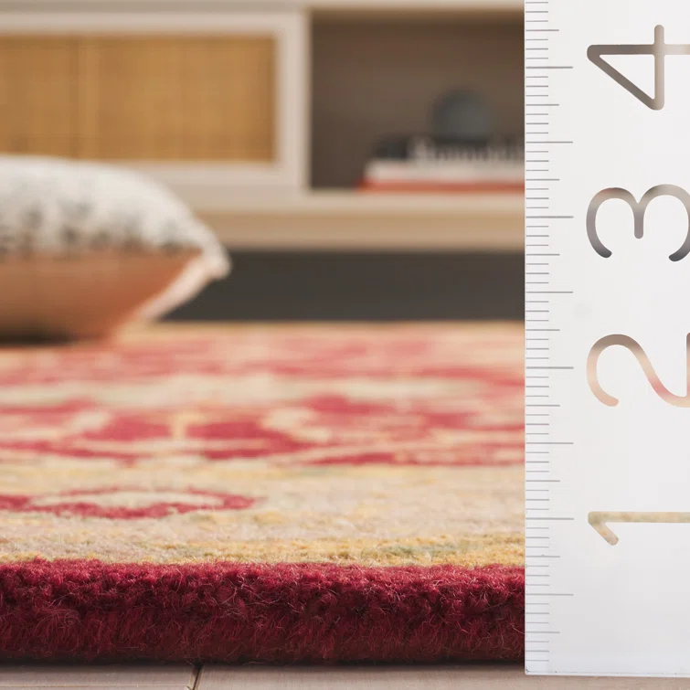 Safavieh 7'6" x 9'6" | Wayfair