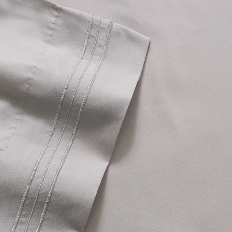 Sweet Home Collection 18-24" Extra Deep Pocket Ultra Soft Microfiber Solid Sheet Set