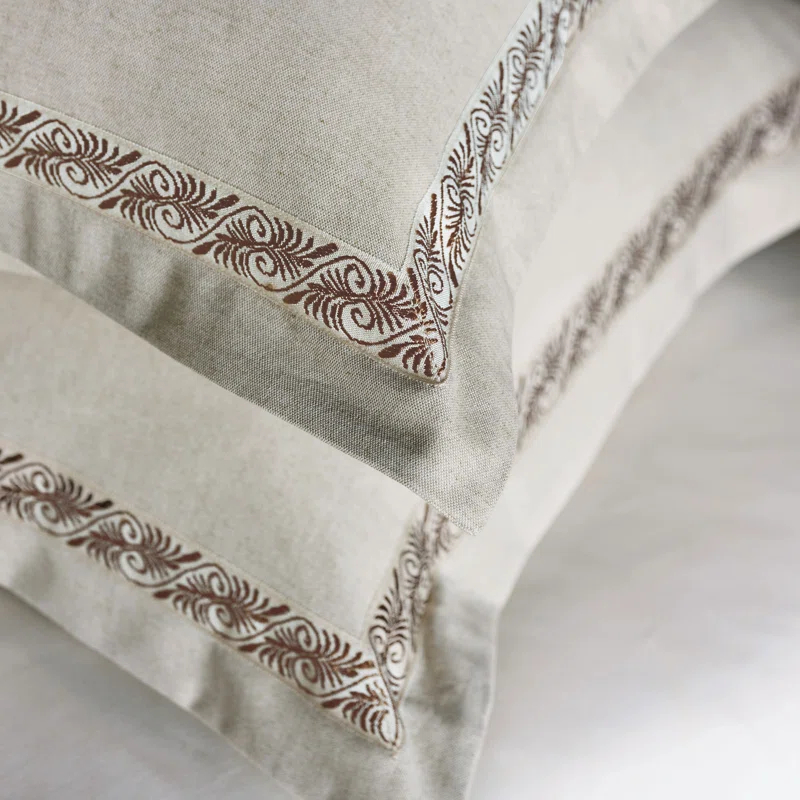 Eastern Accents Balfour Farmhouse / Country Cotton Blend Duvet Cover Set