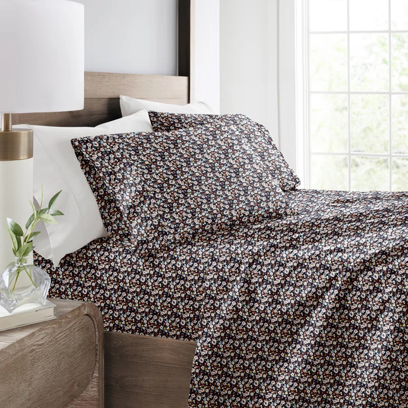 IEnjoy Home 4 Piece Sheet Set Patterned Microfiber Ultra Soft Bedding in Floral Dream