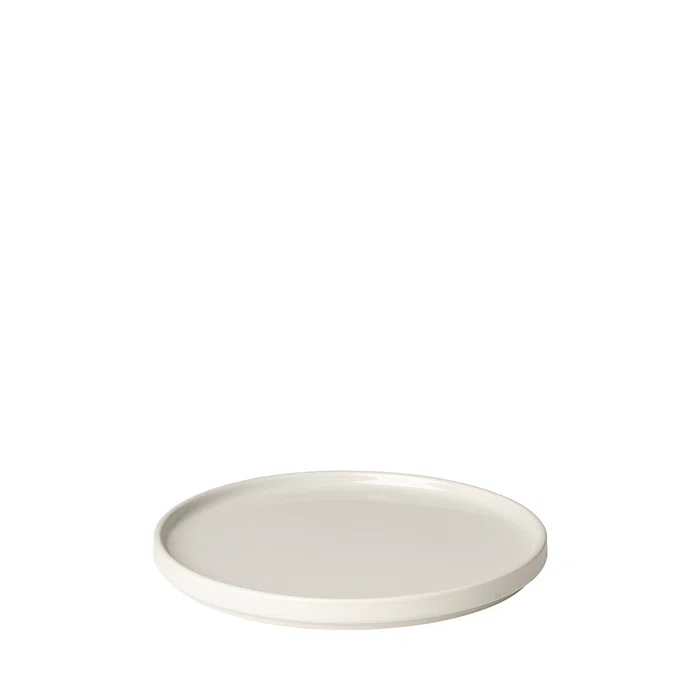 PILAR Stoneware 8" Dessert Plate (Set of 4)