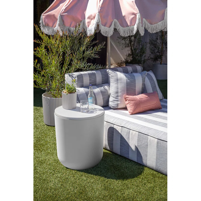 Veradek Kona Round Plastic Outdoor Side Table