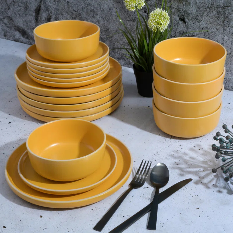 Gibson Gibson Soho Lounge Matte 18 Piece Dinnerware Set, Service for 6