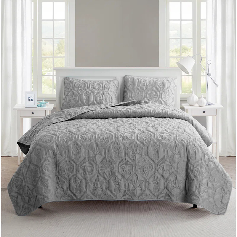 VCNY Shore 3-Piece Embossed Quilt Set