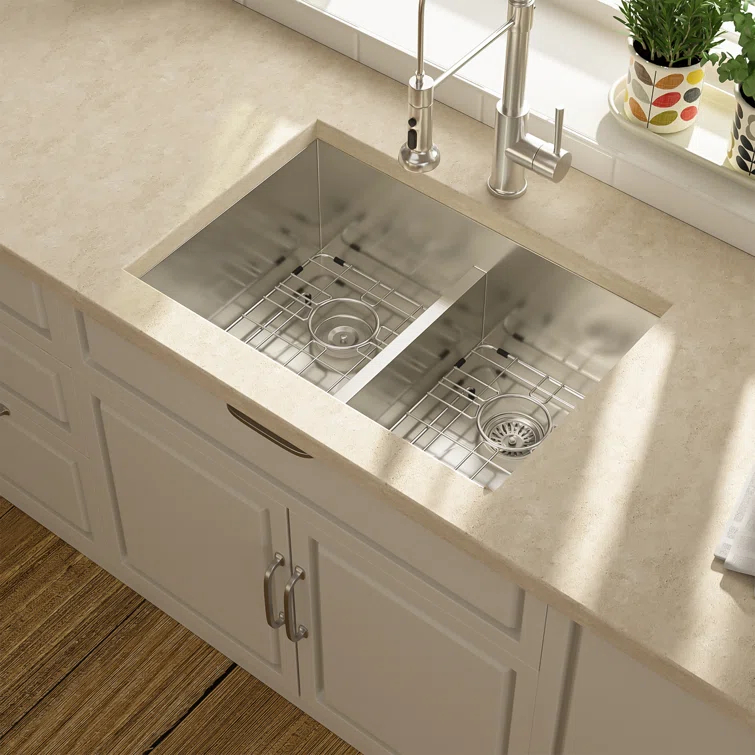 Lordear 28" L x 19" W Undermount Double Bowl 50/50 Kitchen Sink Double Basin 16 Gauge Stainless Steel Sink L28UKS255