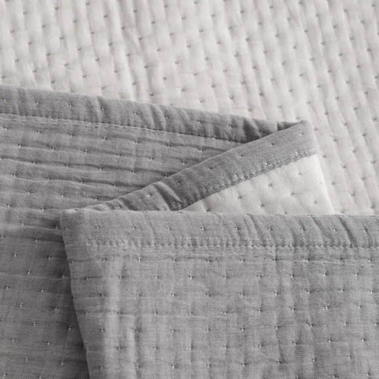 NTBAY 3 Layers Cotton Bed Blanket, Soft Breathable Quilt for Adults, Dot - NTBAY