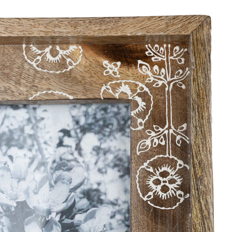Foreside Home & Garden White Wood Picture Frame