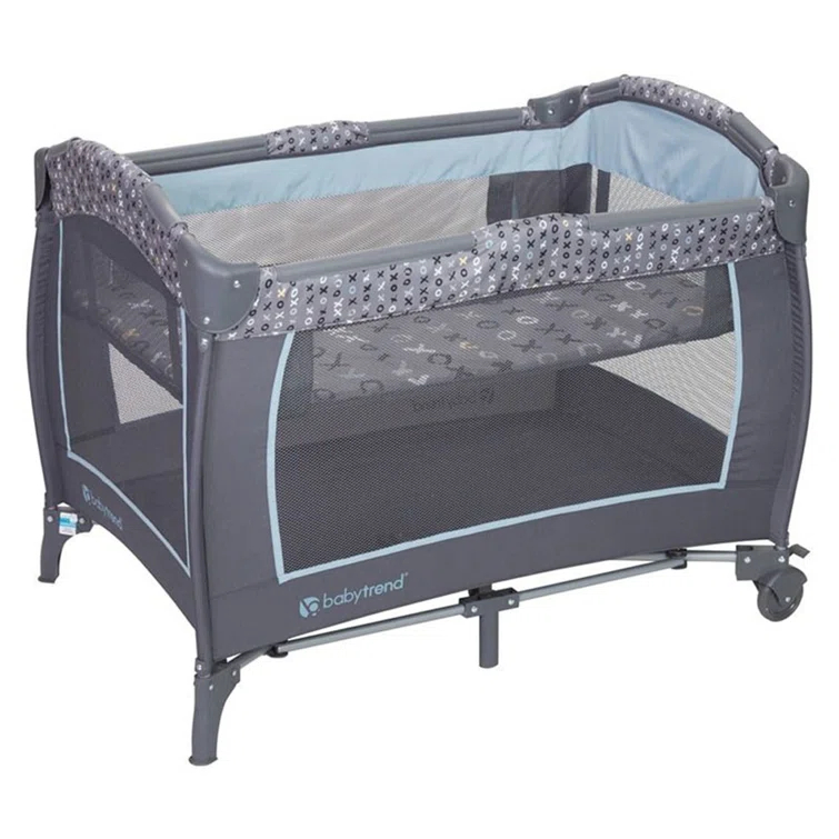 Baby Trend Lil Snooze Bassinet with Mattress and Stand