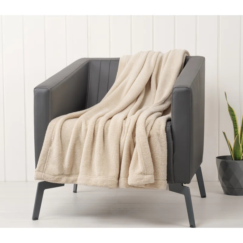 American Soft Linen Edison Knitted Throw Blanket