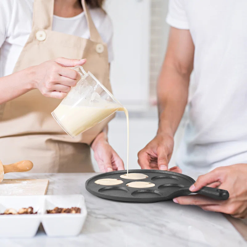 Commercial Chef Commercial CHEF Cast Iron Pancake Pan, Makes 7 Mini Silver Dollar Pancakes