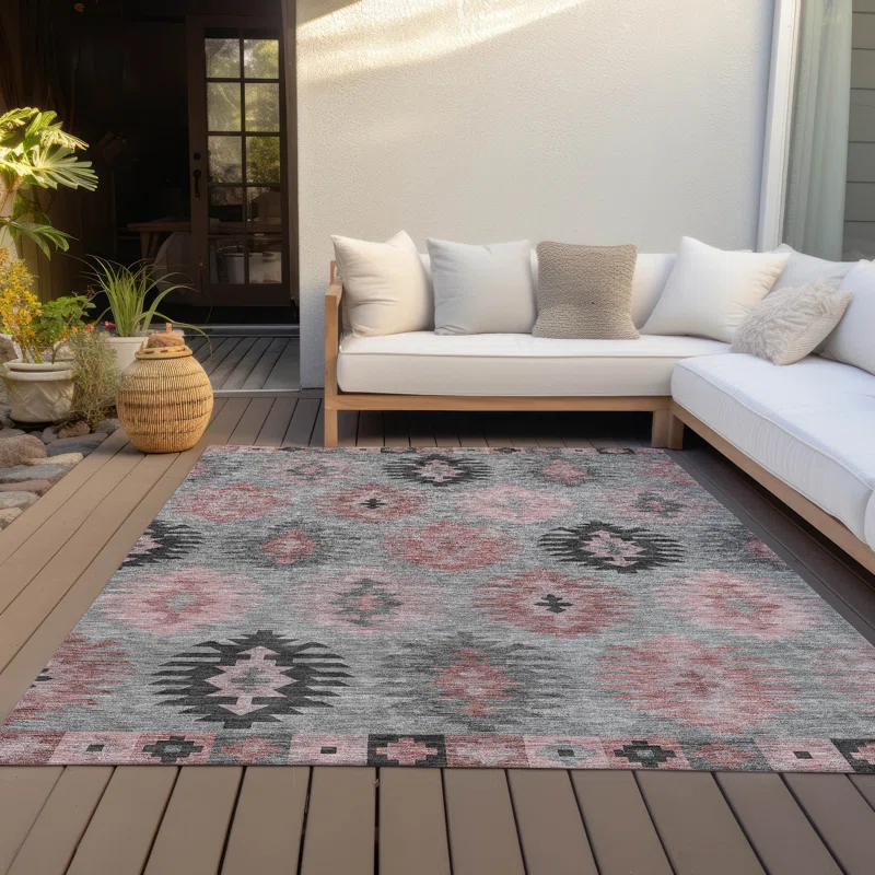 Chayden Southwestern Indoor / Outdoor Rug