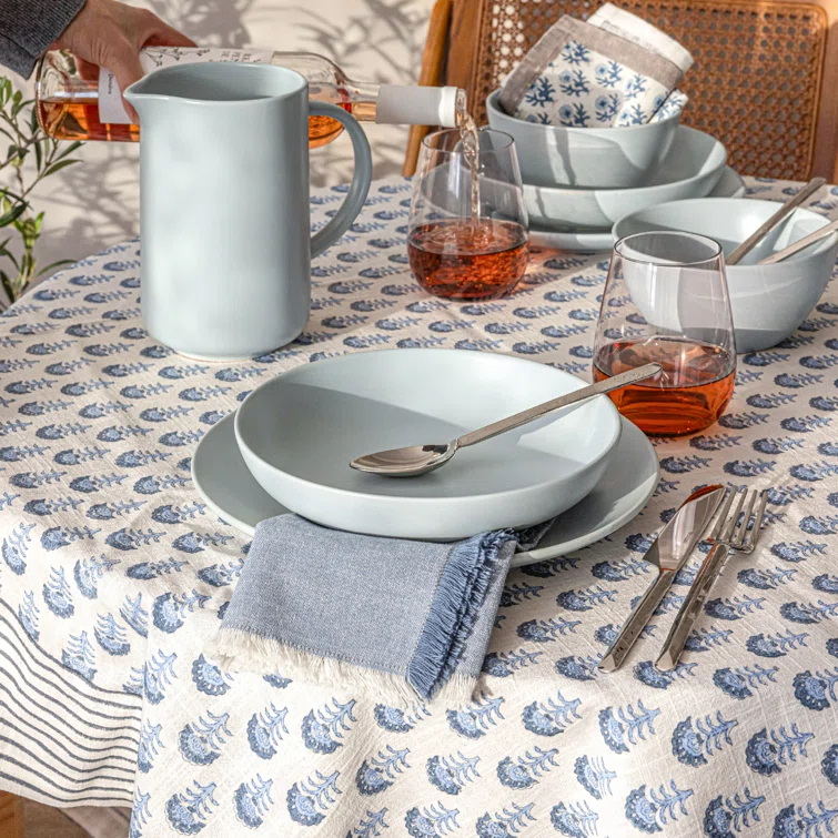over&back Hand-Blocked Tablecloth