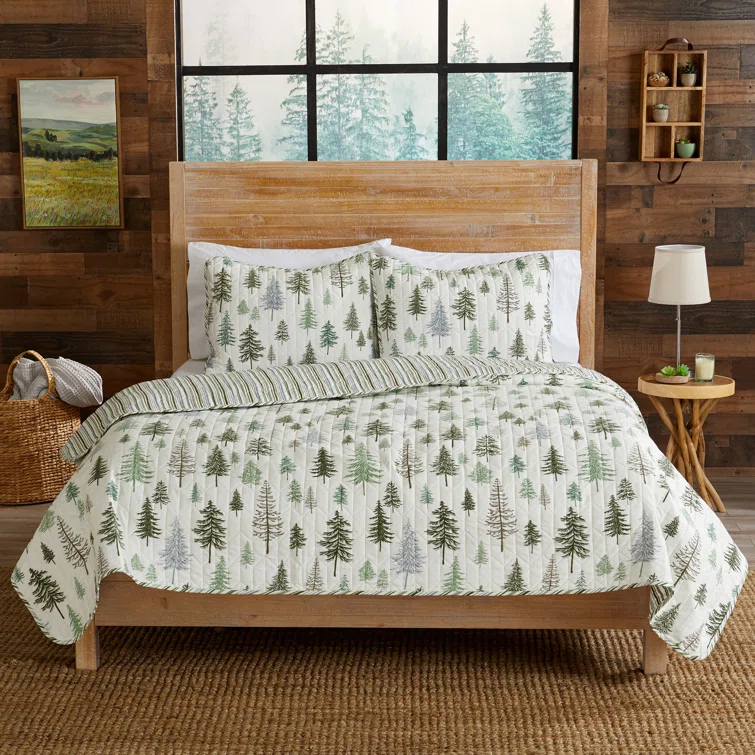 FreshFolds Green Forest Reversible Lodge Quilt Set with Shams