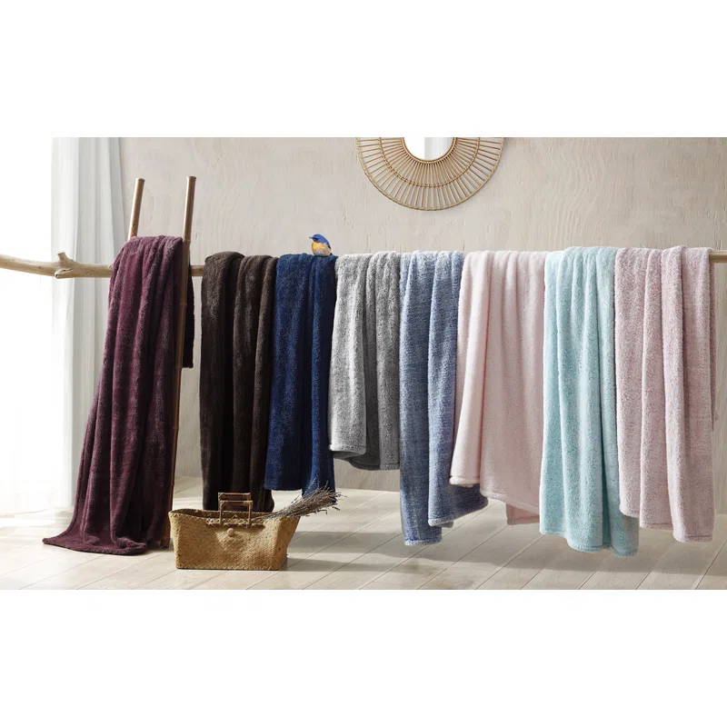 Swift Home Ultra Plush Solid and Frost Tip Throw Blanket