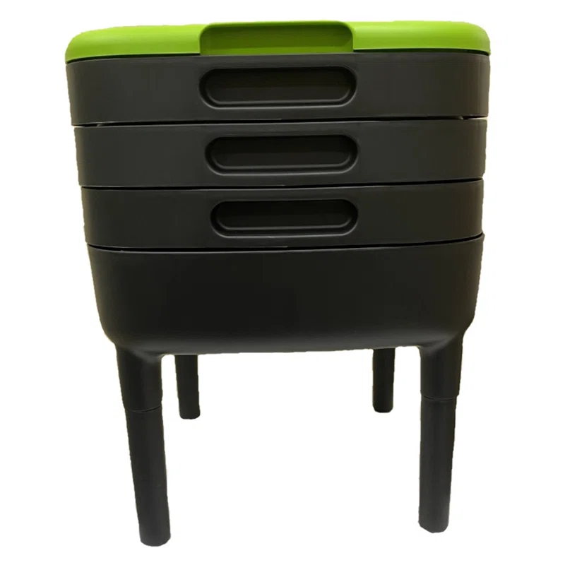 Riverstone Industries 6 Gallons Plastic Odor Resistant Worm Bin