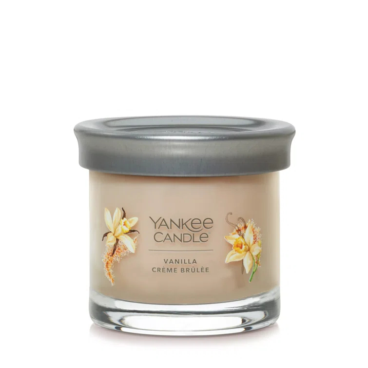 YANKEE CANDLE Signature Vanilla Crème Brulée Scented Candle