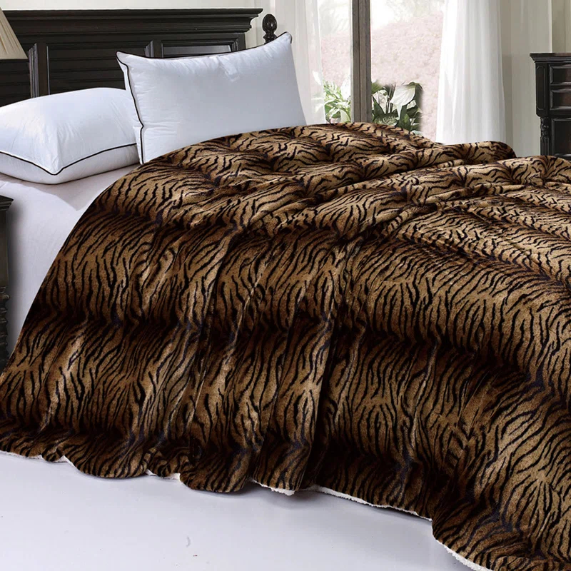 Home Soft Things Safari Animal Nature Throw Blanket