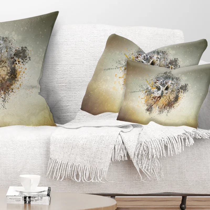 Design Art Large Gracing Owl - Animal Printed Throw Pillow