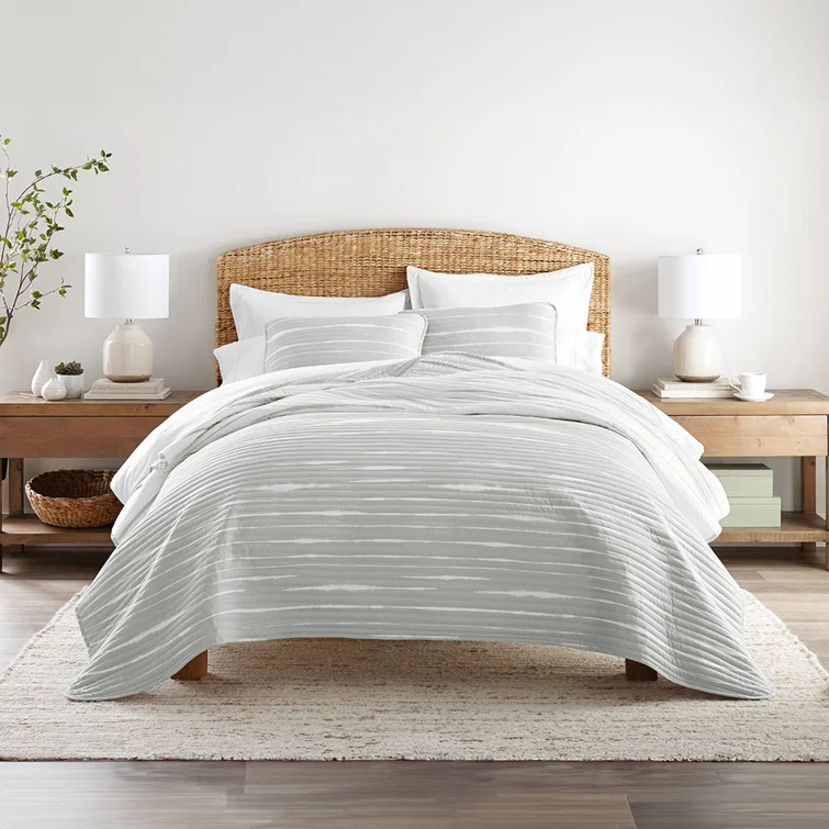 Becky Cameron Becky Cameron Lightweight Coastal Reversible Quilt Set