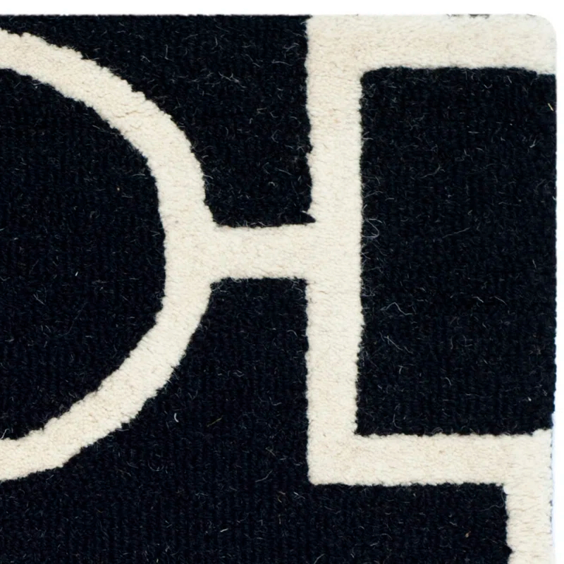 Safavieh Cambridge Hand Tufted Wool Geometric Rug