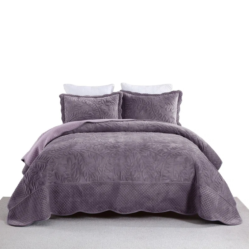 MarCielo Marcielo Oversized Embroidered Velvet Quilt Set With 2 Pillow Shams