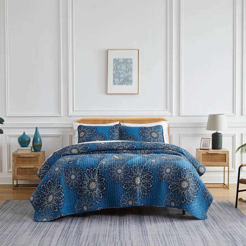 SouthShore Fine Linens Midnight Floral Blue Microfiber Quilt Set