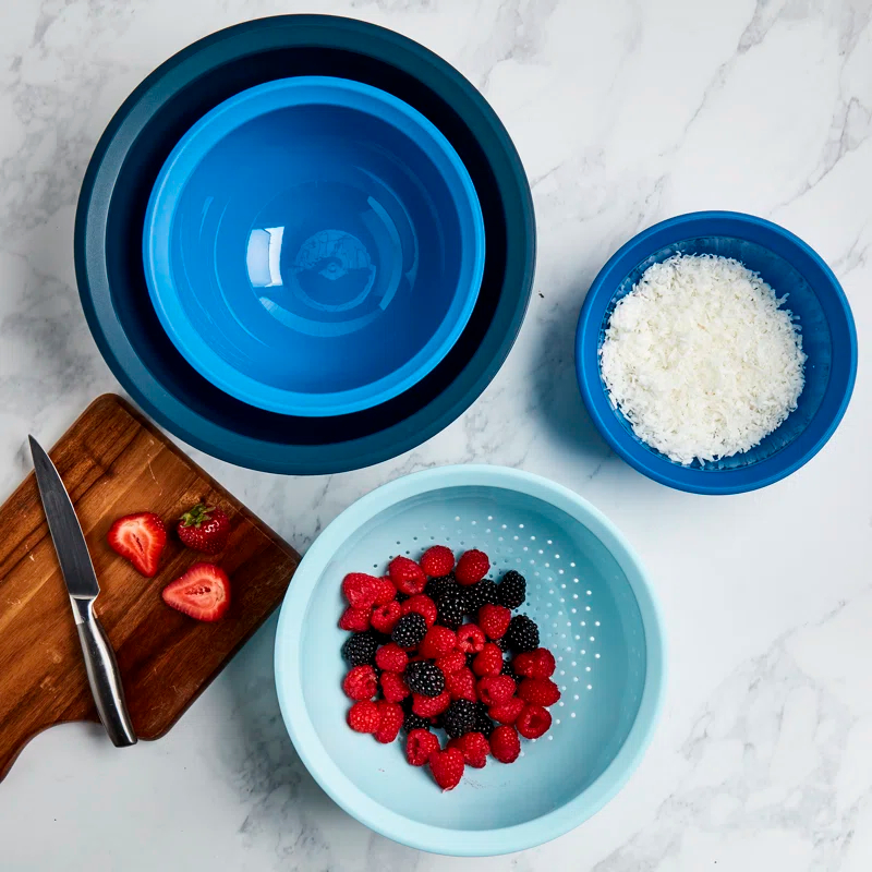 Basic Essentials Basic Essentials 4pc Mixing Bowls & Colander Set
