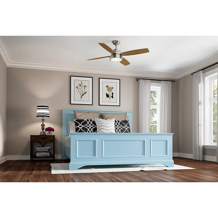 Hunter Fan 52" Wingate 4 - Blade LED Standard Ceiling Fan with Remote Control and Light Kit Included