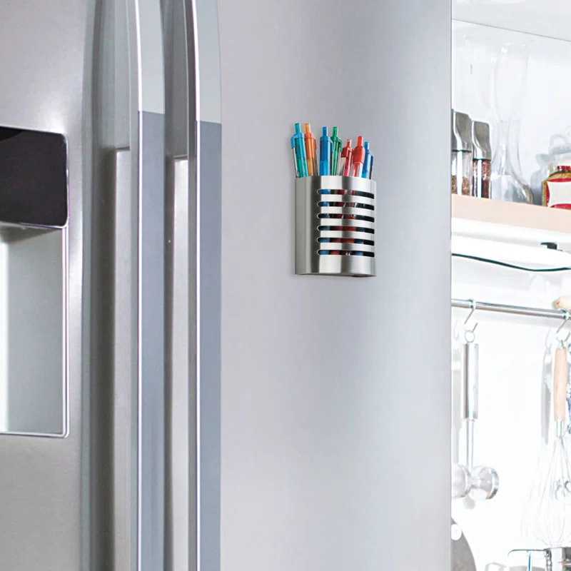 Forma Metal Pen Holder