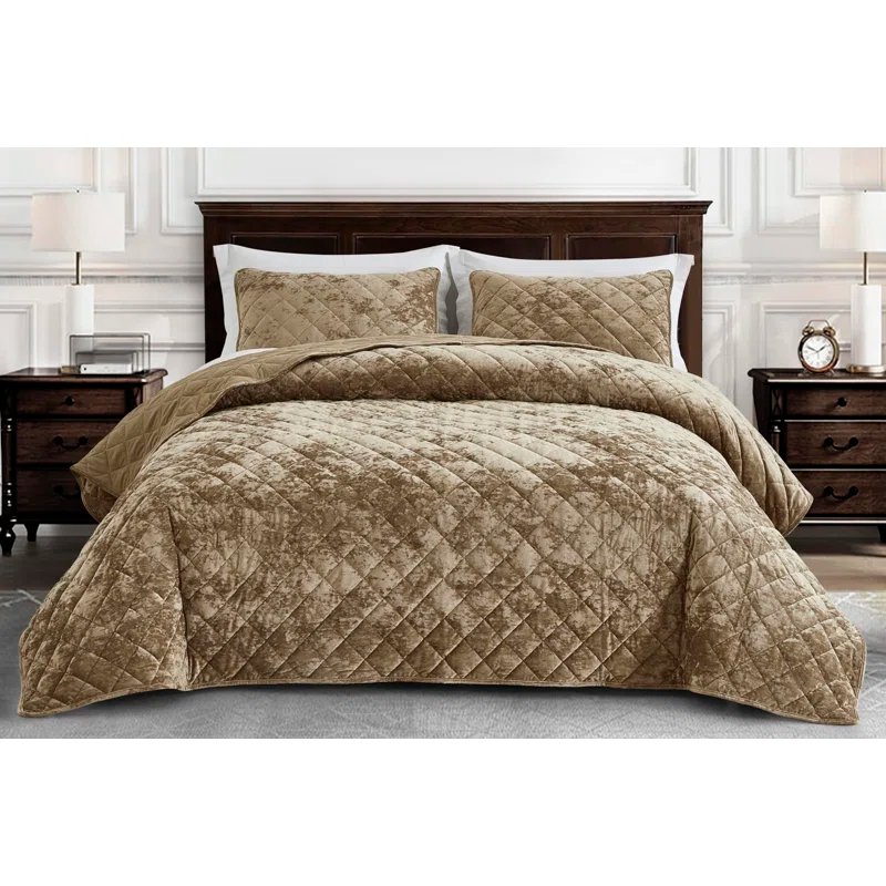 Velvet Quilt Set