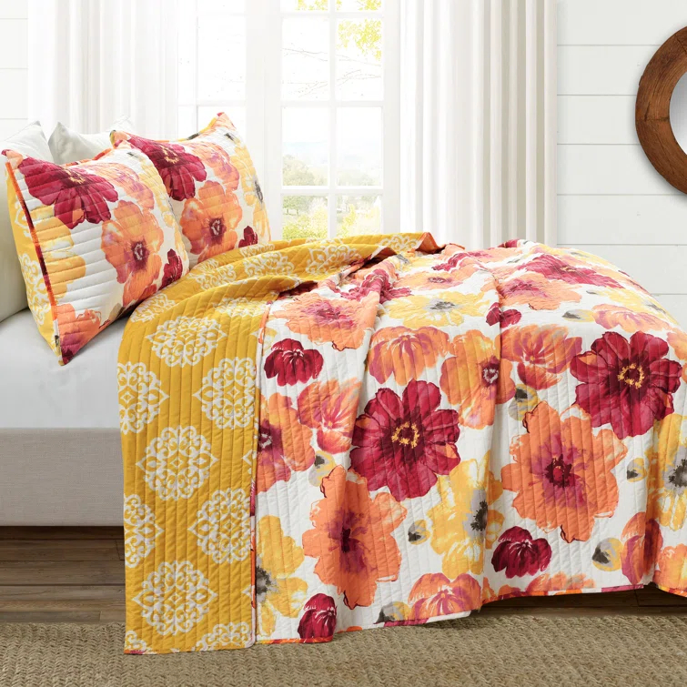 Lush Decor Leah Reversible Quilt Set